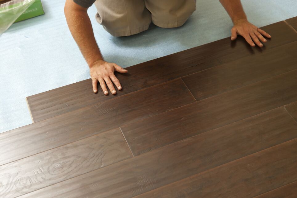 Vinyl Floor Planks for deck flooring 