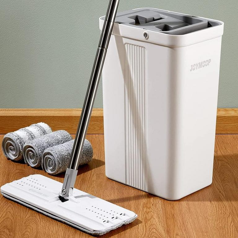 Using the Microfiber Mop for floor