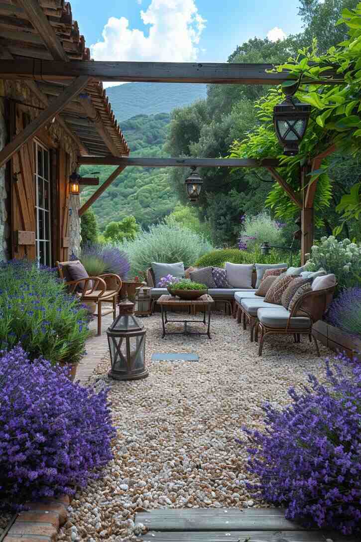 French Country Gravel Patio