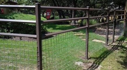 Sleek Steel Ranch Fencing