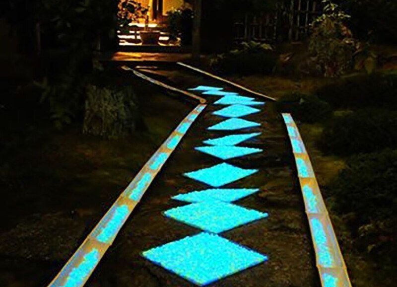  Glow-in-the-Dark Front Walkway