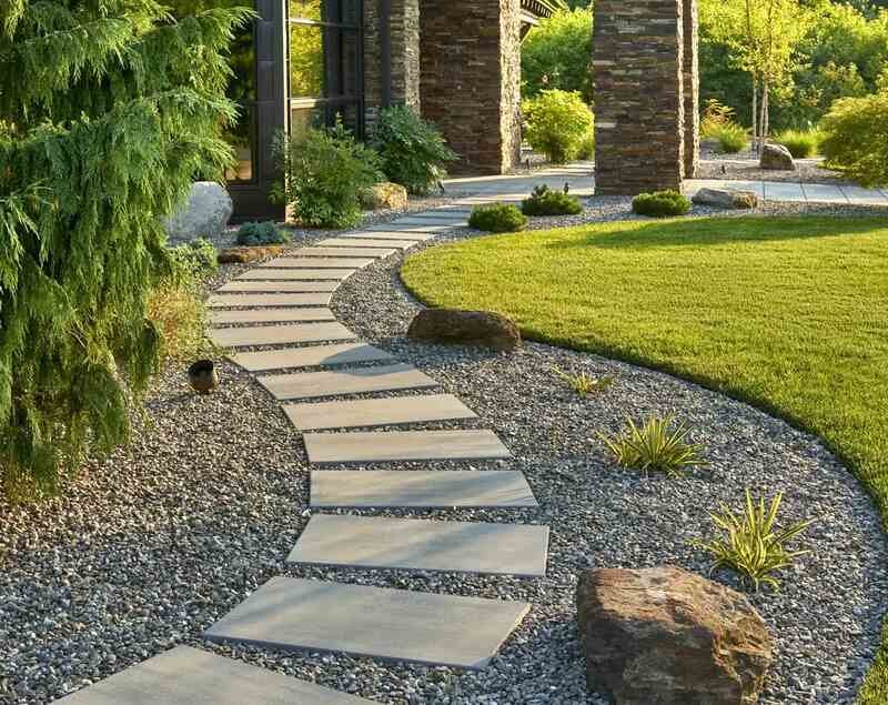 Gravel Front Walkway with Stepping Stones