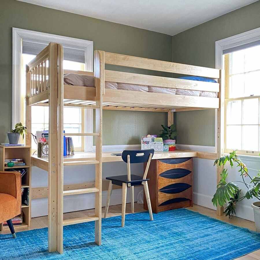 Pallet Loft Bed for Small Room