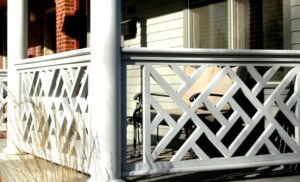 15 Unique & Stylish Front Porch Railing Ideas - Home Briefings