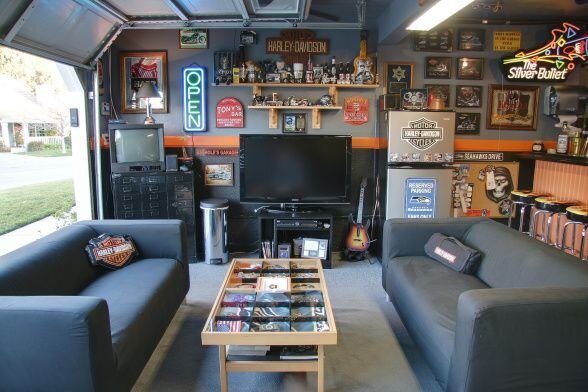 Garage Man Cave as Reading Place