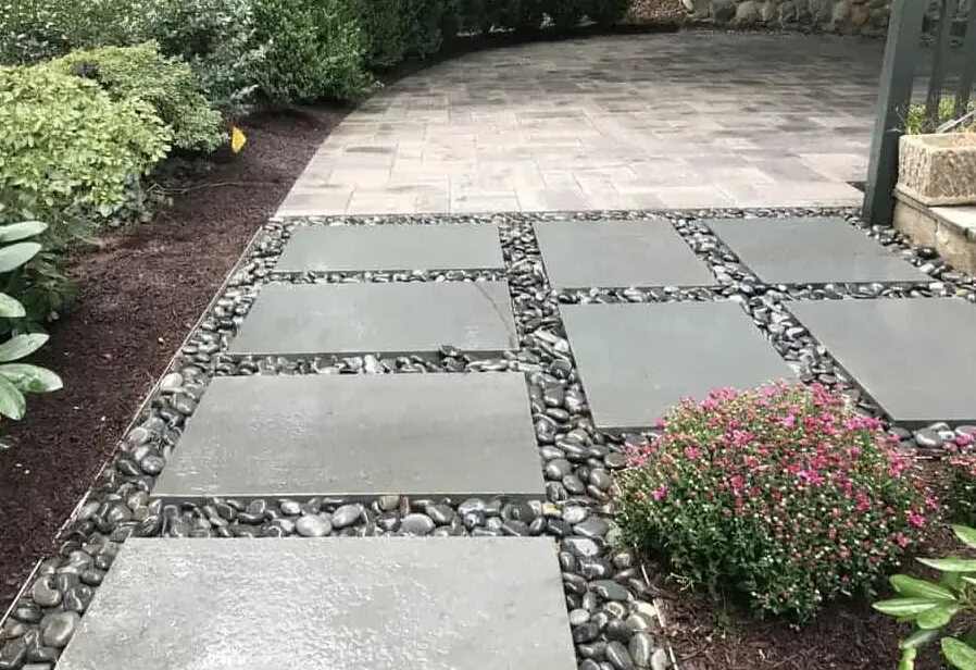 Stepping Stone Design Patio