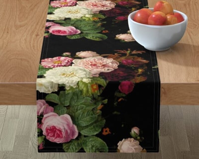 Jumbo Mood Floral Table Runner