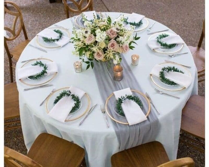 Table Runners Setup