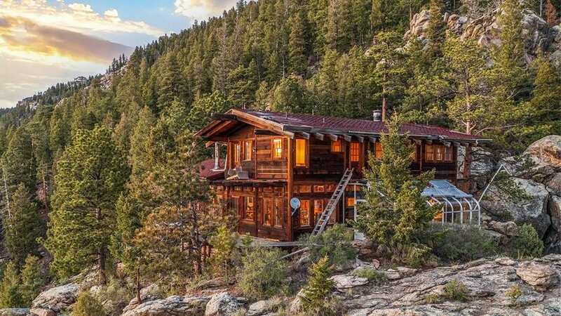 Timber-Clad Mountain House in Colorado