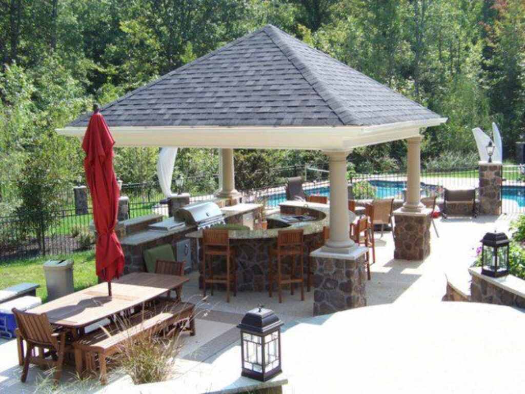 Circular Outdoor Dining Pavilion