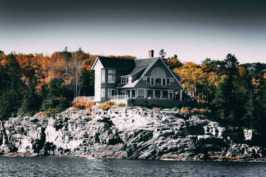 Choosing Colors to Match Your Climate.