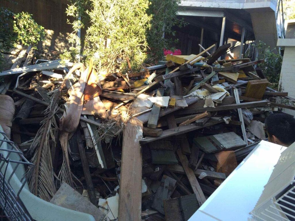 Professional Rubbish Removal Service