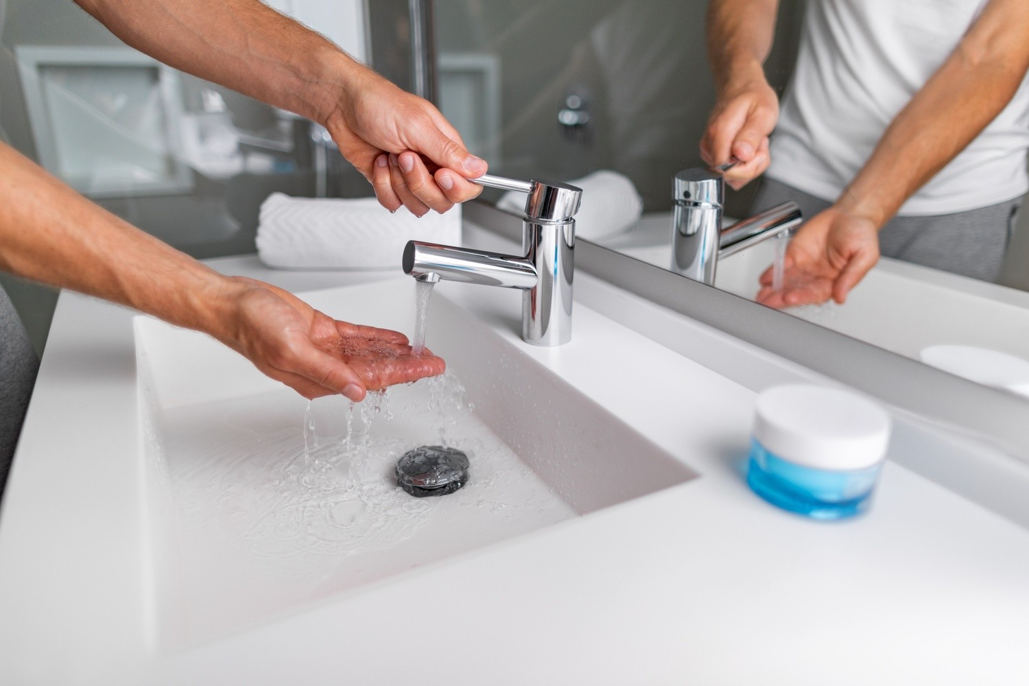 Spot Water Pressure Issues at Home