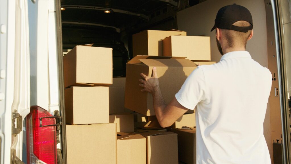 Tips for Getting Rid of Your Unwanted Items After Decluttering