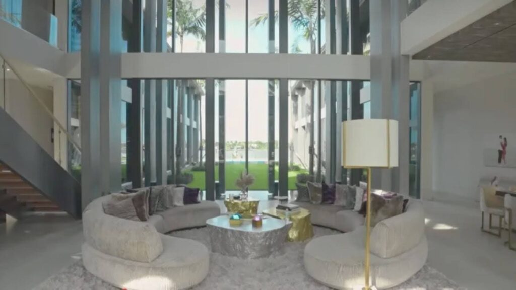 Inside Brooks Koepka's Jupiter Mansion