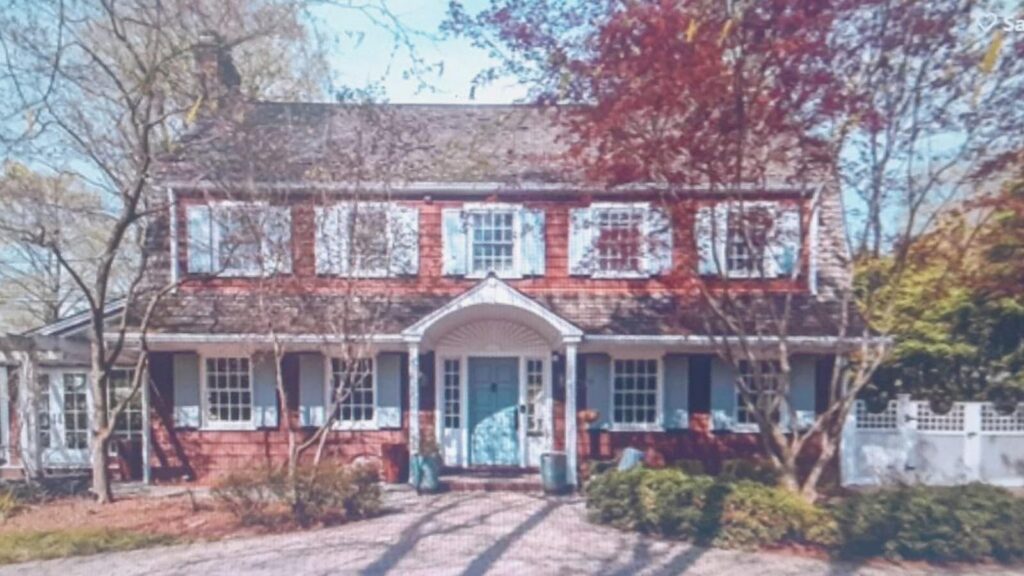 So, Where Does Alan Alda Live Now