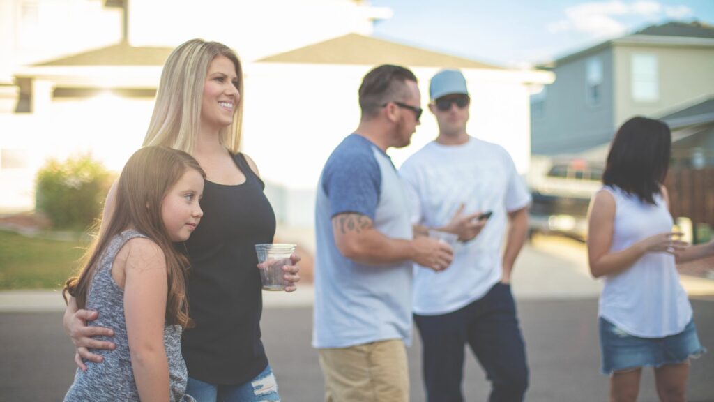 Vibrant Communities Homeowners and Residents Outdoors