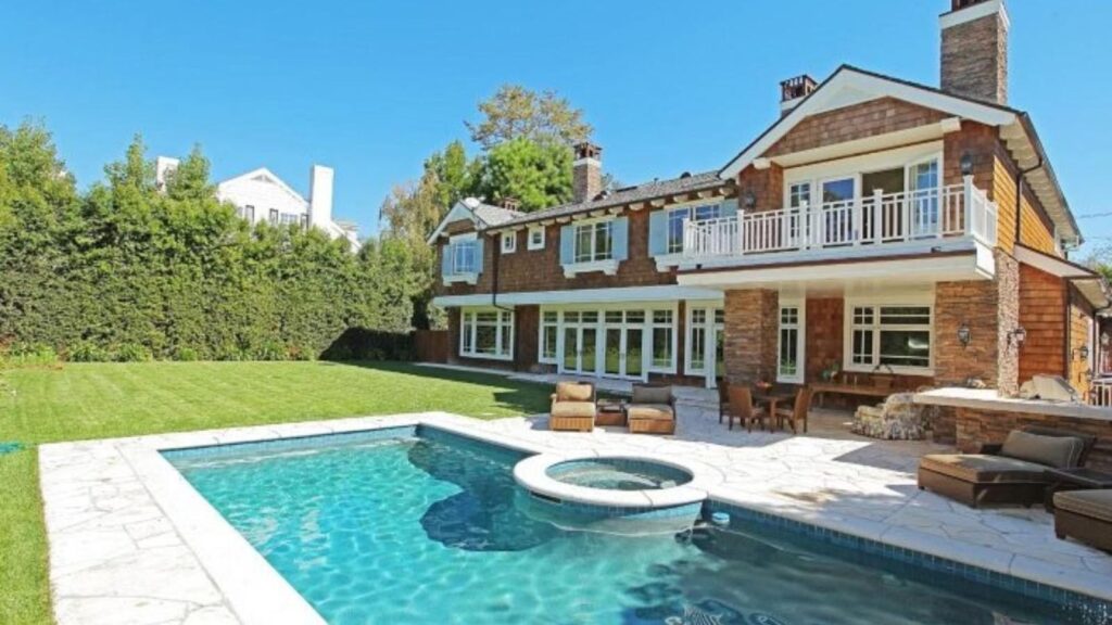 Christian Bale's Primary Home in Los Angeles
