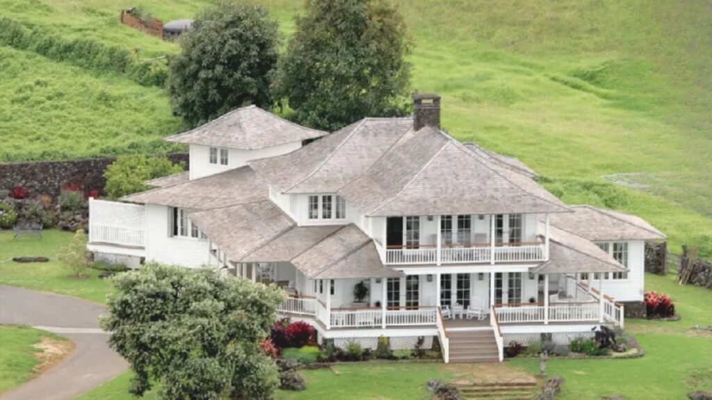 Woody Harrelson's Maui Home