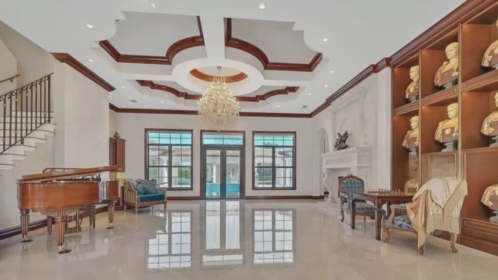 Inside Tyreek Hill's