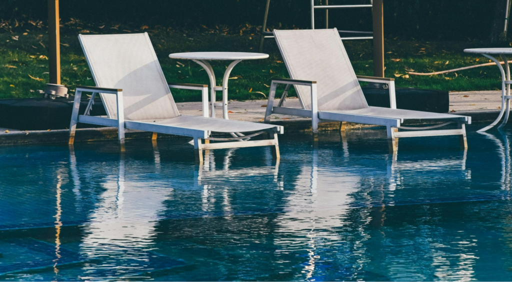 Luxury In‑Pool Furniture: Elevating Backyard Resort Living Elevating Backyard Resort Living